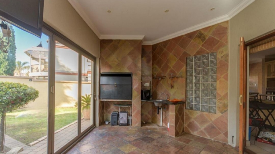 4 Bedroom Property for Sale in Van Riebeeck Park Gauteng