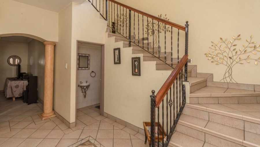 4 Bedroom Property for Sale in Van Riebeeck Park Gauteng