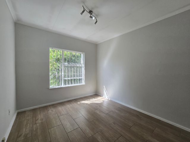 To Let 3 Bedroom Property for Rent in Rivonia Gauteng
