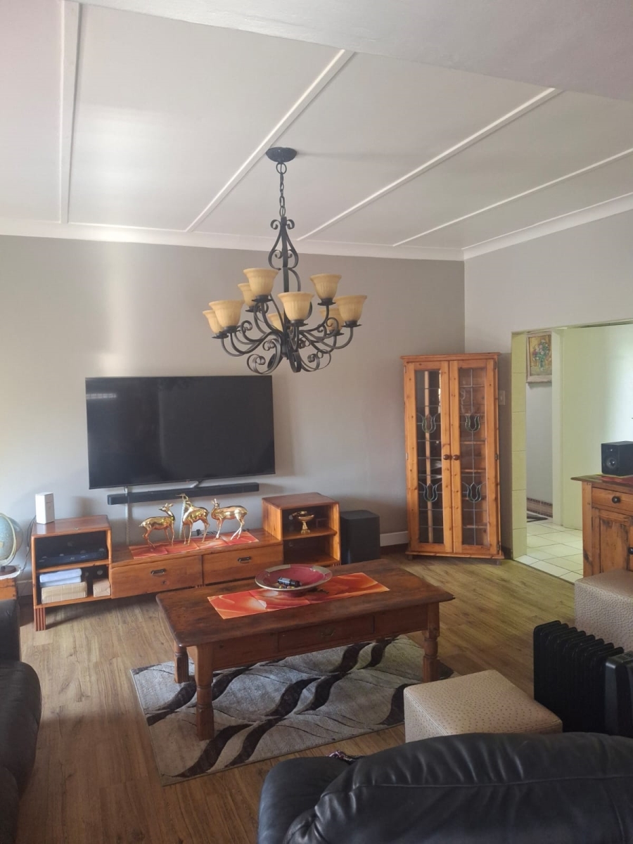 3 Bedroom Property for Sale in Hurlyvale Gauteng