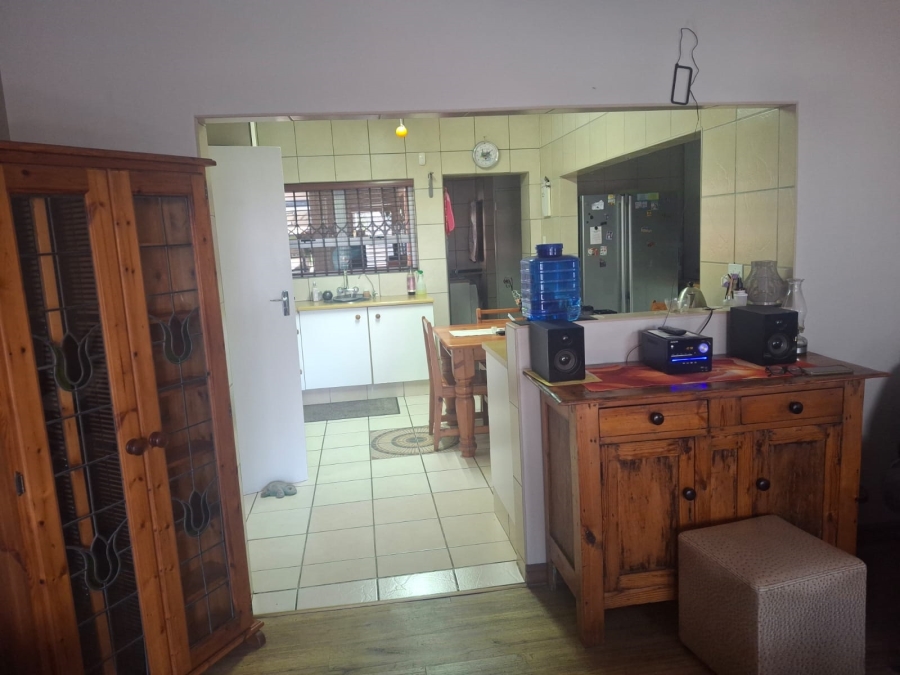 3 Bedroom Property for Sale in Hurlyvale Gauteng