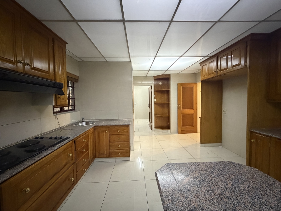 To Let 4 Bedroom Property for Rent in Laudium Gauteng