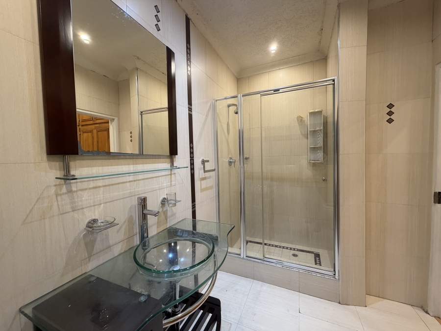 To Let 4 Bedroom Property for Rent in Laudium Gauteng