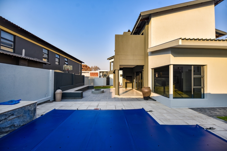 4 Bedroom Property for Sale in Six Fountains Estate Gauteng