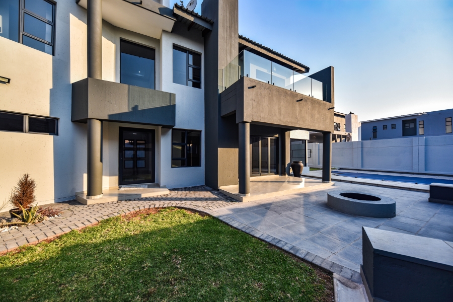 4 Bedroom Property for Sale in Six Fountains Estate Gauteng