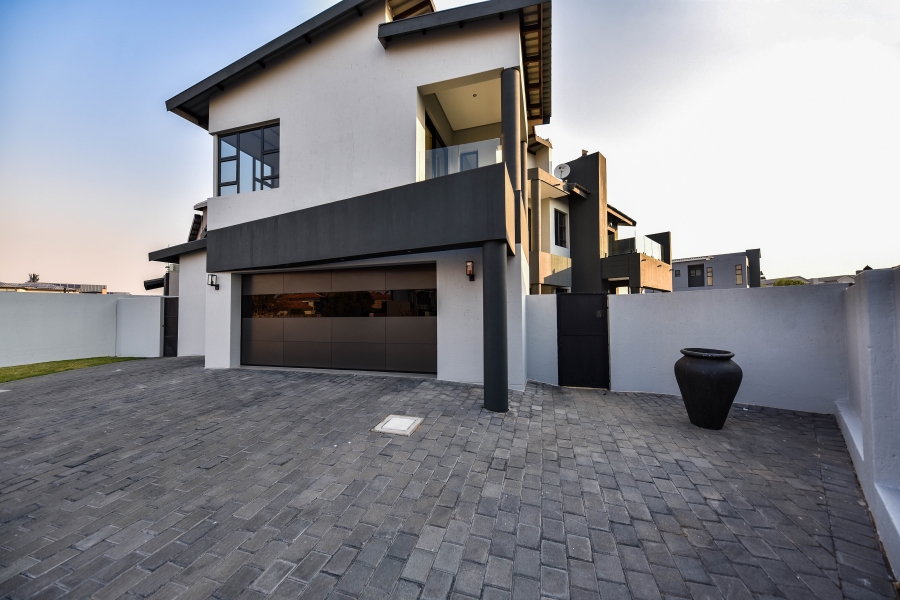 4 Bedroom Property for Sale in Six Fountains Estate Gauteng