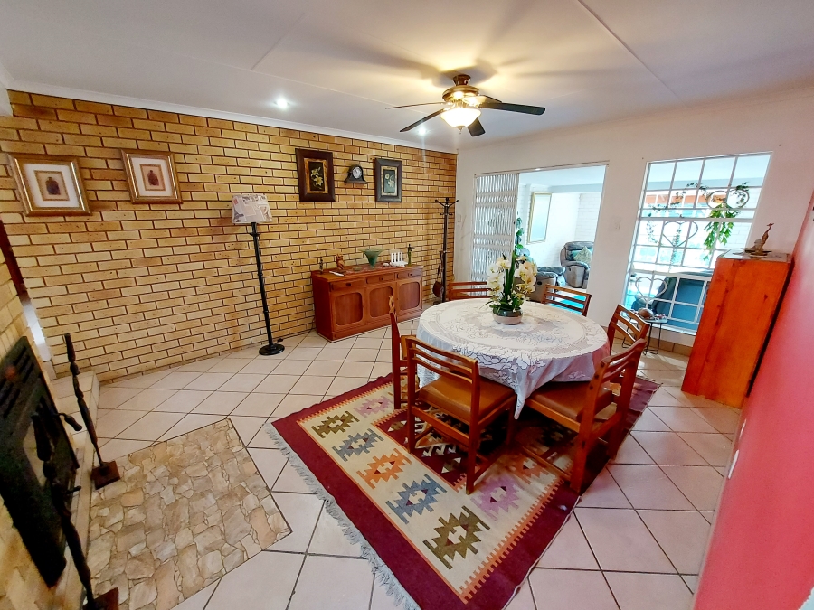 3 Bedroom Property for Sale in Erasmusrand Gauteng