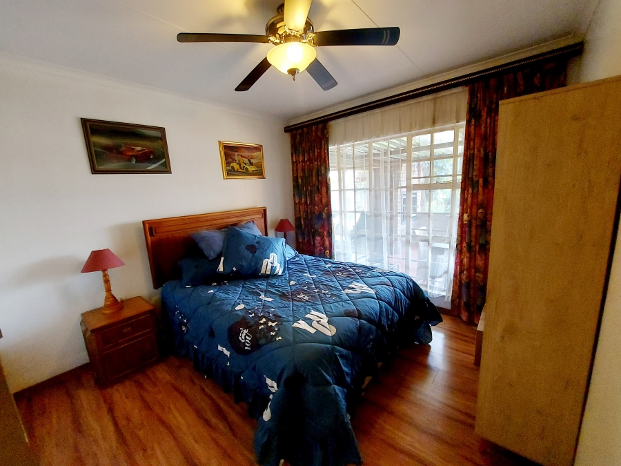 3 Bedroom Property for Sale in Erasmusrand Gauteng