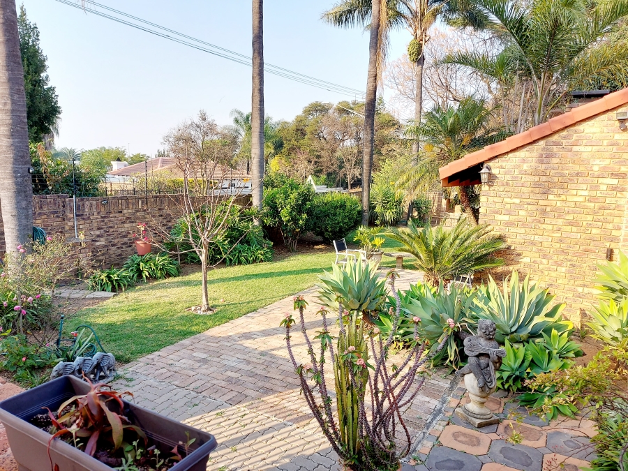 3 Bedroom Property for Sale in Erasmusrand Gauteng