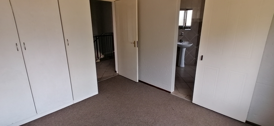 3 Bedroom Property for Sale in Rynfield Gauteng