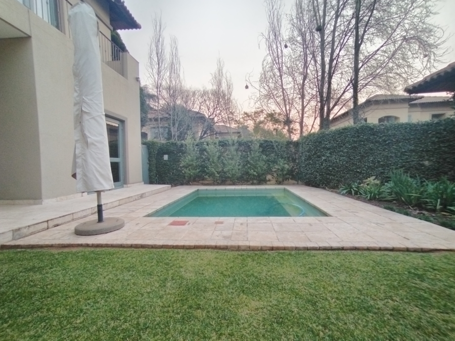 4 Bedroom Property for Sale in Baileys Muckleneuk Gauteng