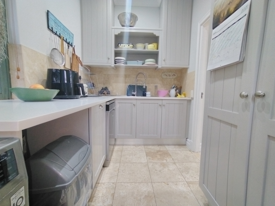 4 Bedroom Property for Sale in Baileys Muckleneuk Gauteng