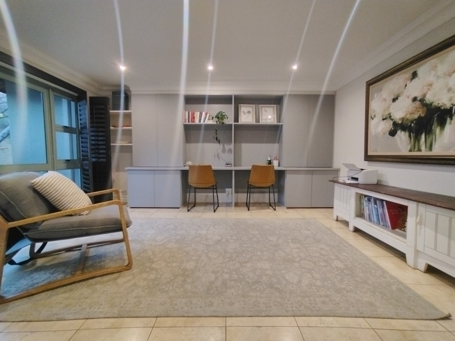 4 Bedroom Property for Sale in Baileys Muckleneuk Gauteng