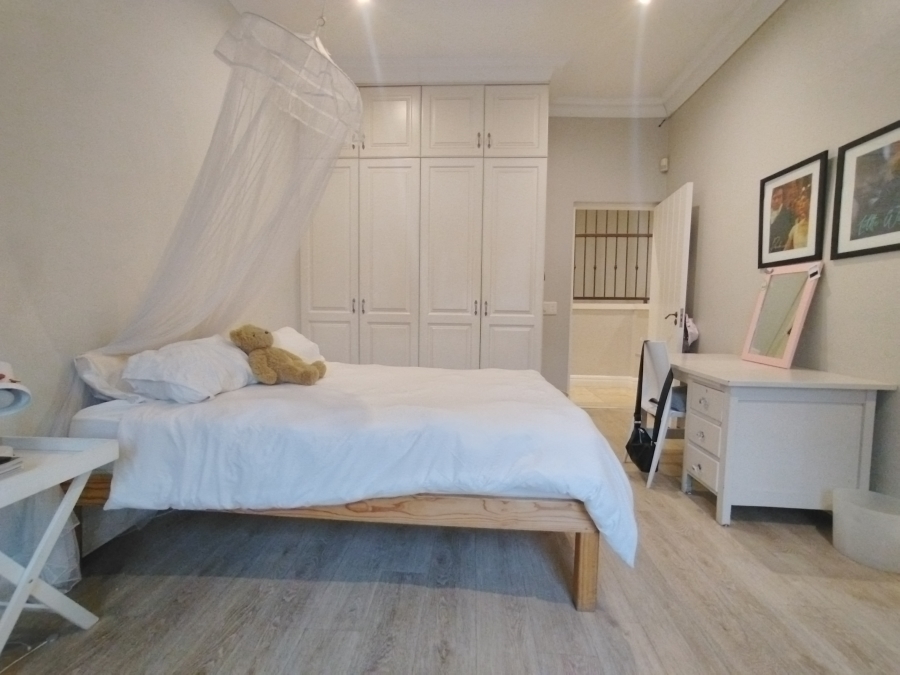 4 Bedroom Property for Sale in Baileys Muckleneuk Gauteng