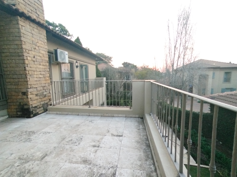 4 Bedroom Property for Sale in Baileys Muckleneuk Gauteng