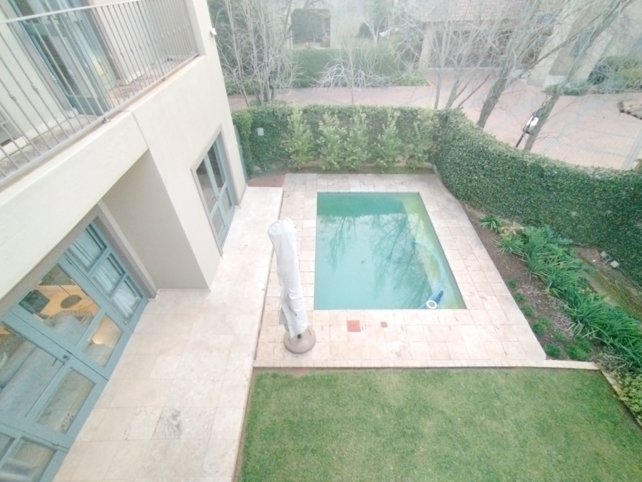 4 Bedroom Property for Sale in Baileys Muckleneuk Gauteng