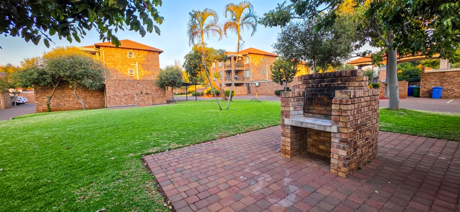 2 Bedroom Property for Sale in Montana Gauteng