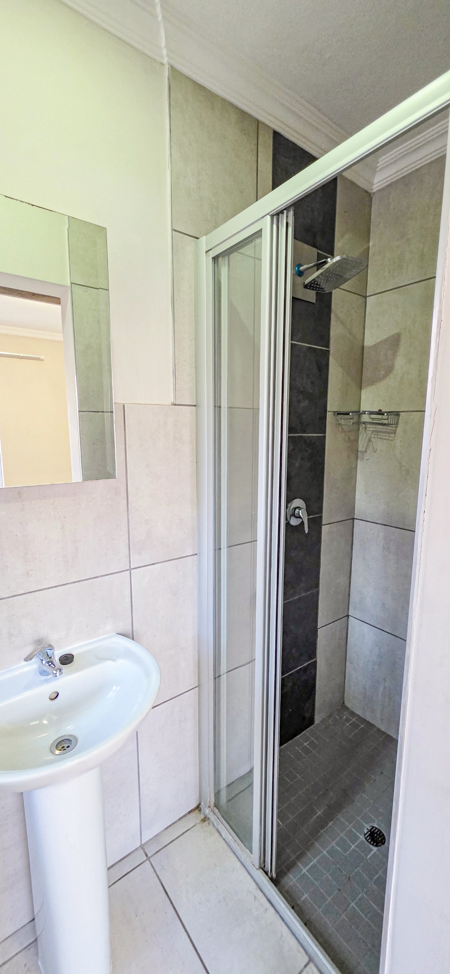 2 Bedroom Property for Sale in Montana Gauteng