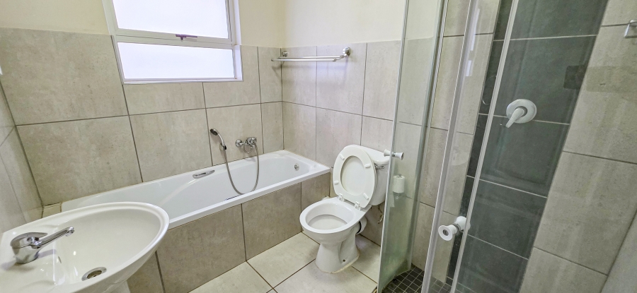 2 Bedroom Property for Sale in Montana Gauteng