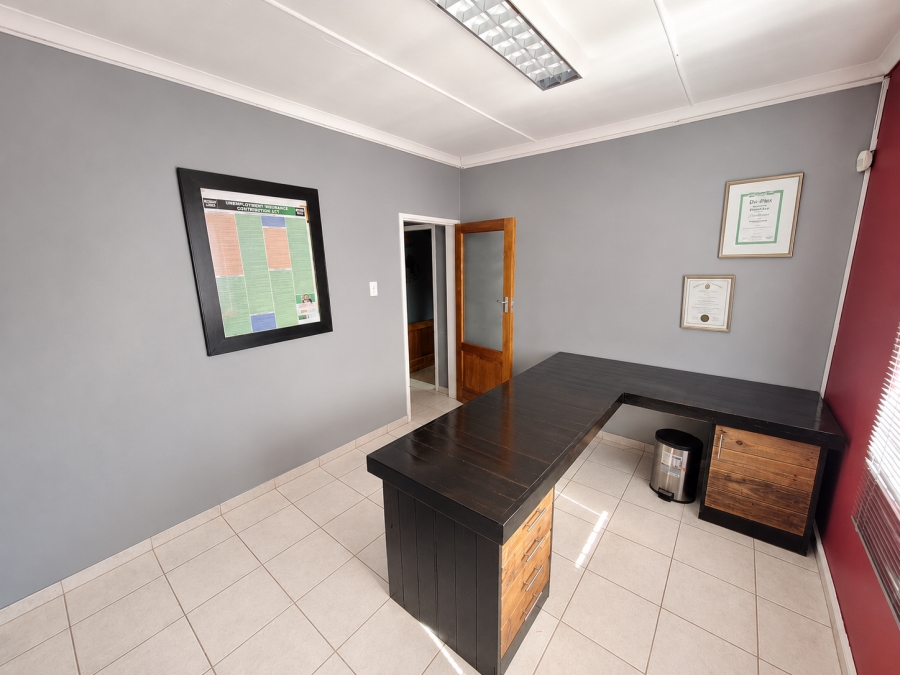6 Bedroom Property for Sale in Vanderbijlpark CW 1 Gauteng