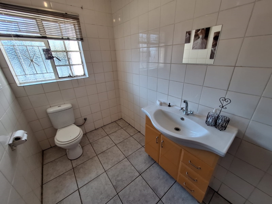 6 Bedroom Property for Sale in Vanderbijlpark CW 1 Gauteng