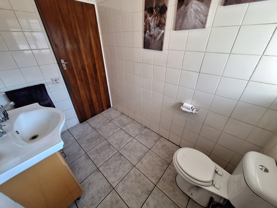 6 Bedroom Property for Sale in Vanderbijlpark CW 1 Gauteng