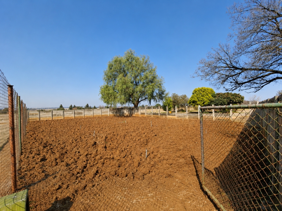 3 Bedroom Property for Sale in Lenteland Gauteng