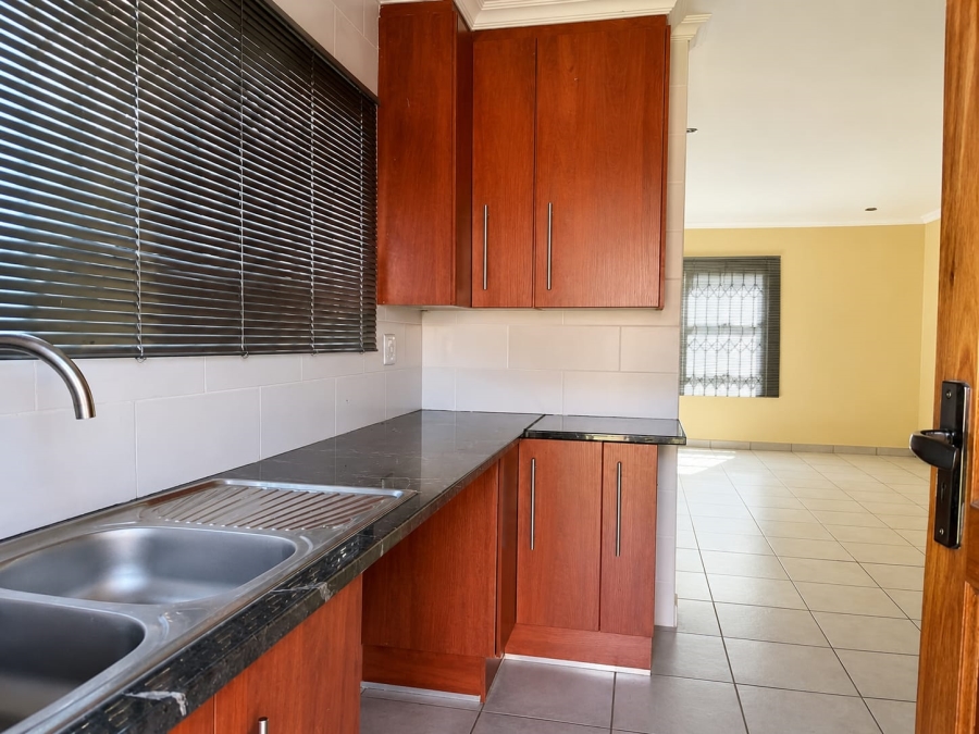 2 Bedroom Property for Sale in Rothdene Gauteng