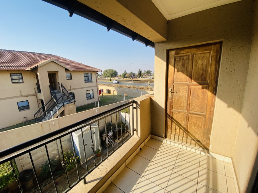 2 Bedroom Property for Sale in Parkrand Gauteng