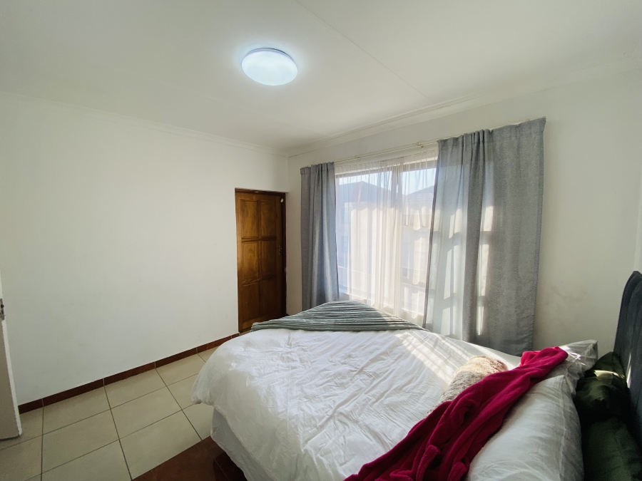 2 Bedroom Property for Sale in Parkrand Gauteng