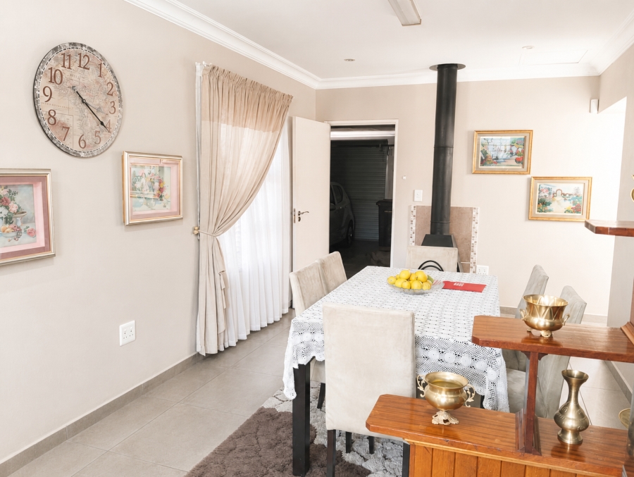 3 Bedroom Property for Sale in Selcourt Gauteng