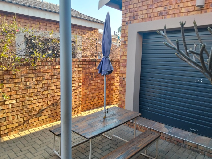 3 Bedroom Property for Sale in Selcourt Gauteng