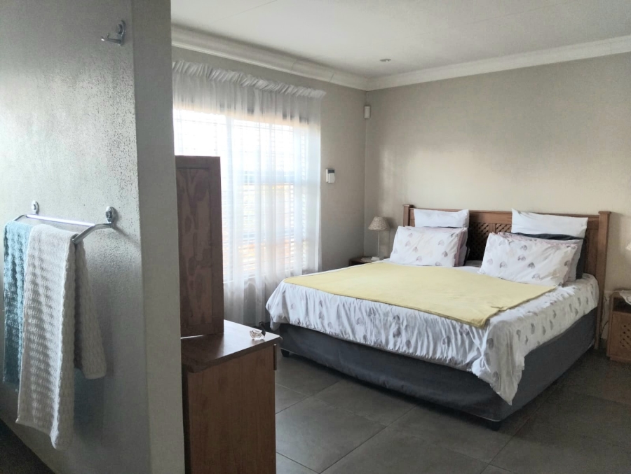 3 Bedroom Property for Sale in Selcourt Gauteng