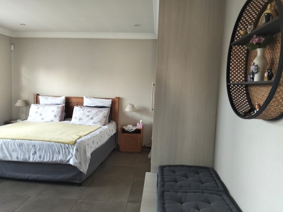 3 Bedroom Property for Sale in Selcourt Gauteng