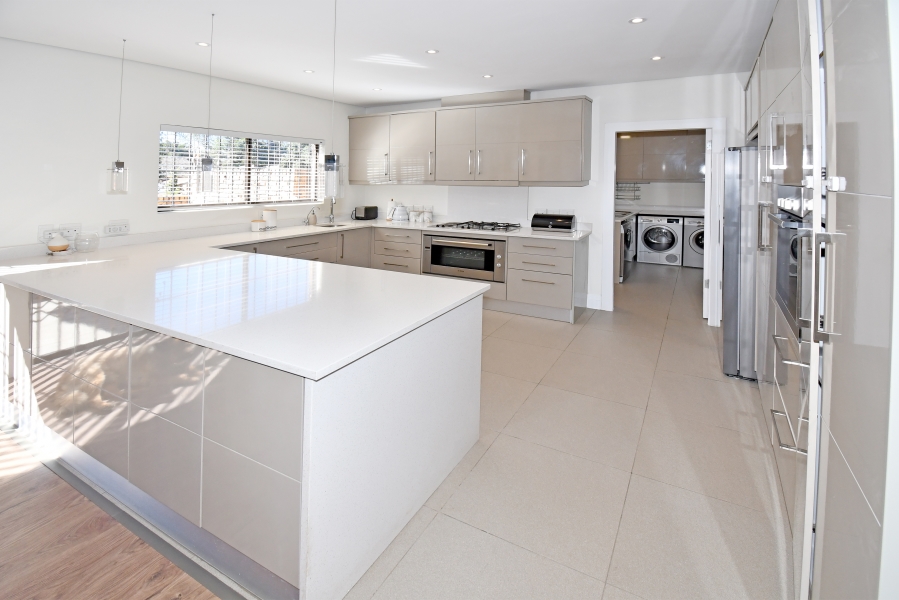 2 Bedroom Property for Sale in Illovo Gauteng