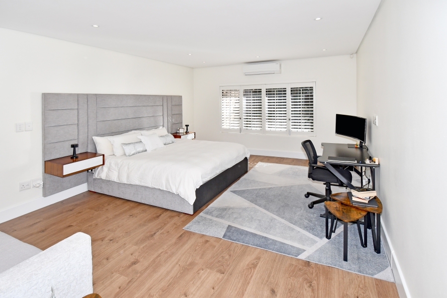 2 Bedroom Property for Sale in Illovo Gauteng