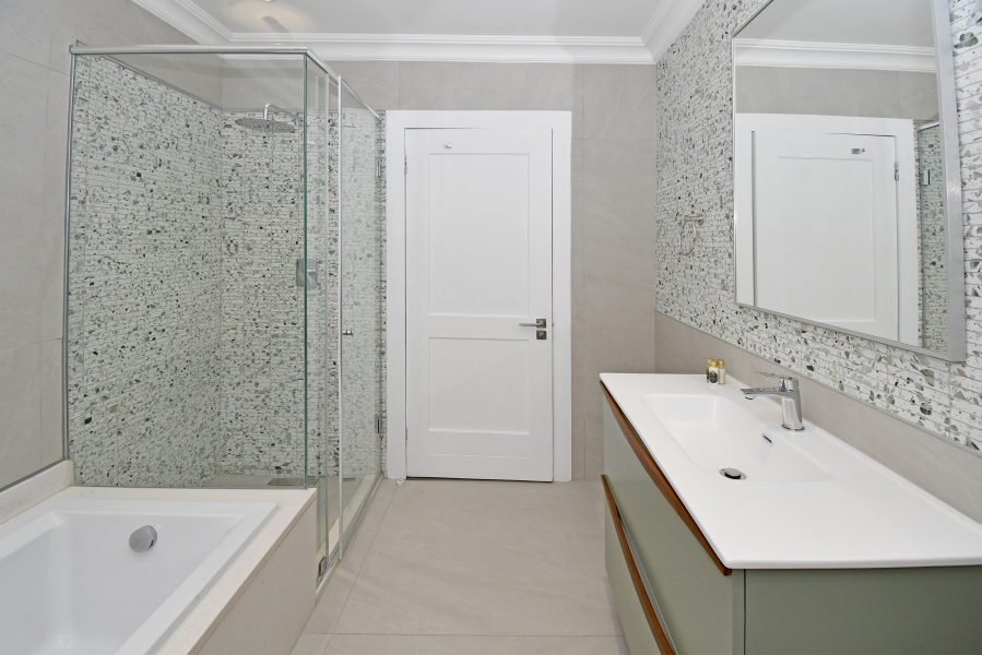 2 Bedroom Property for Sale in Illovo Gauteng