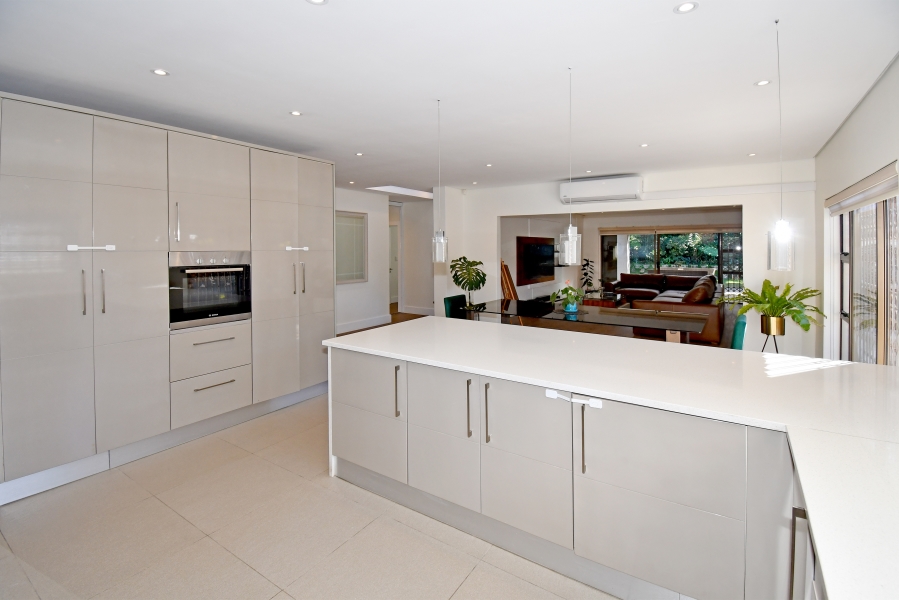 2 Bedroom Property for Sale in Illovo Gauteng