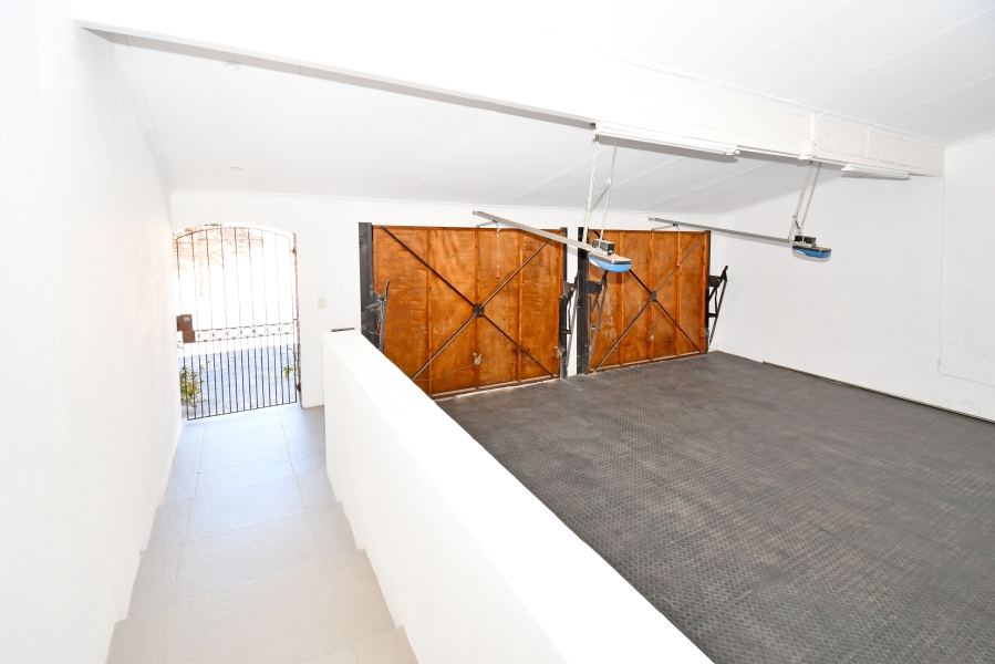 2 Bedroom Property for Sale in Illovo Gauteng