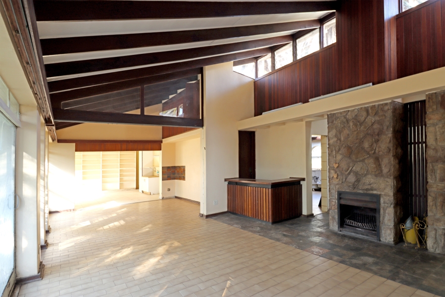 4 Bedroom Property for Sale in Orchards Gauteng
