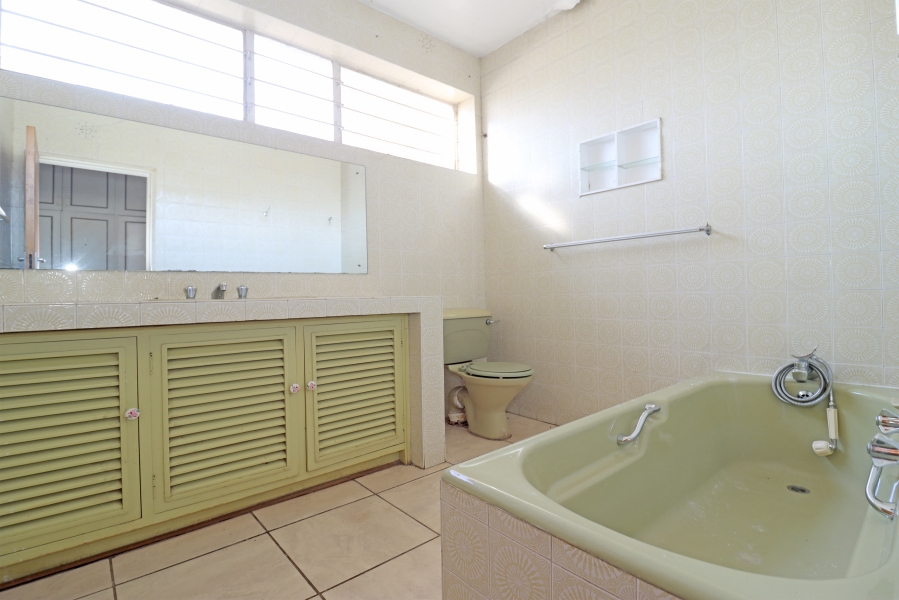 4 Bedroom Property for Sale in Orchards Gauteng