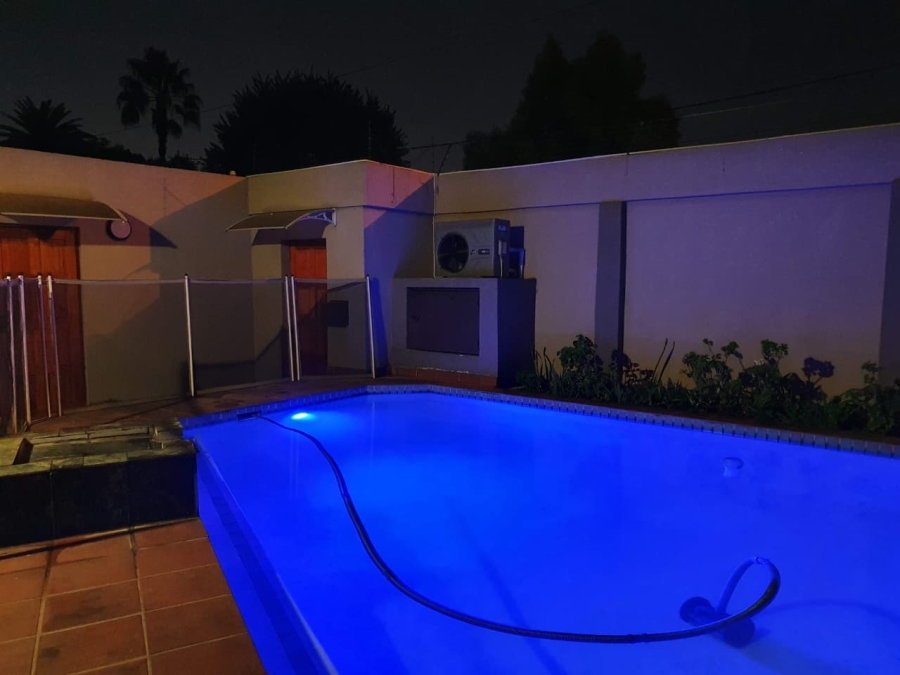 3 Bedroom Property for Sale in Orange Grove Gauteng