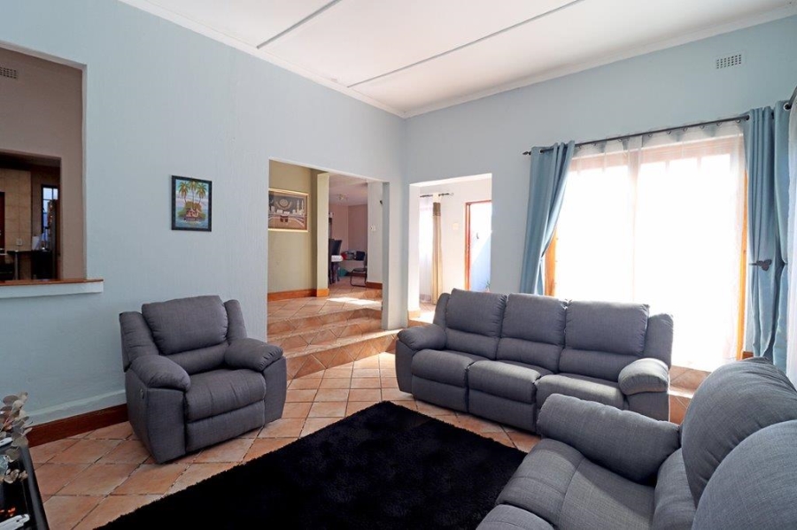 3 Bedroom Property for Sale in Orange Grove Gauteng