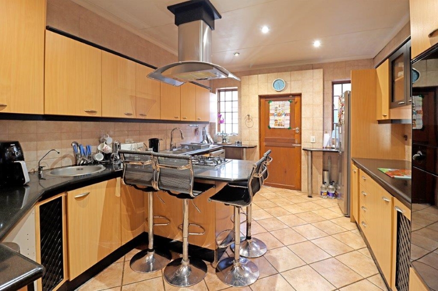 3 Bedroom Property for Sale in Orange Grove Gauteng