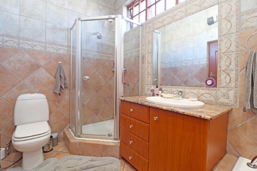 3 Bedroom Property for Sale in Orange Grove Gauteng