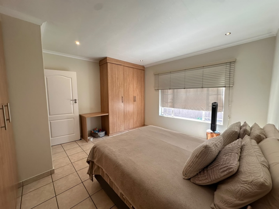 3 Bedroom Property for Sale in Thatchfield Close Gauteng