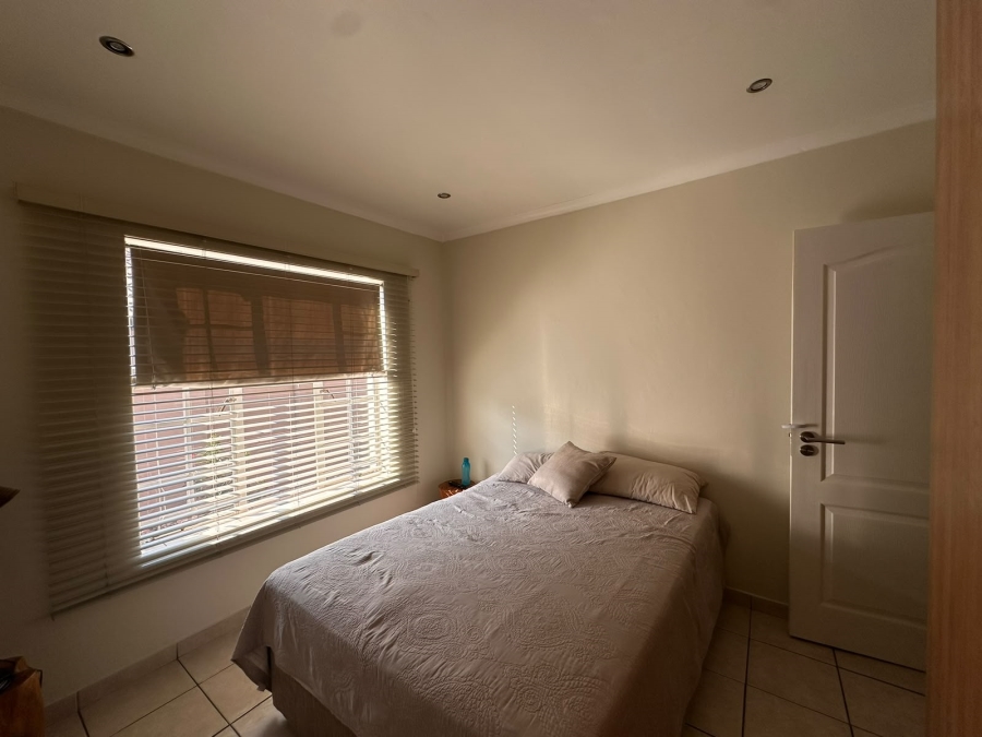 3 Bedroom Property for Sale in Thatchfield Close Gauteng