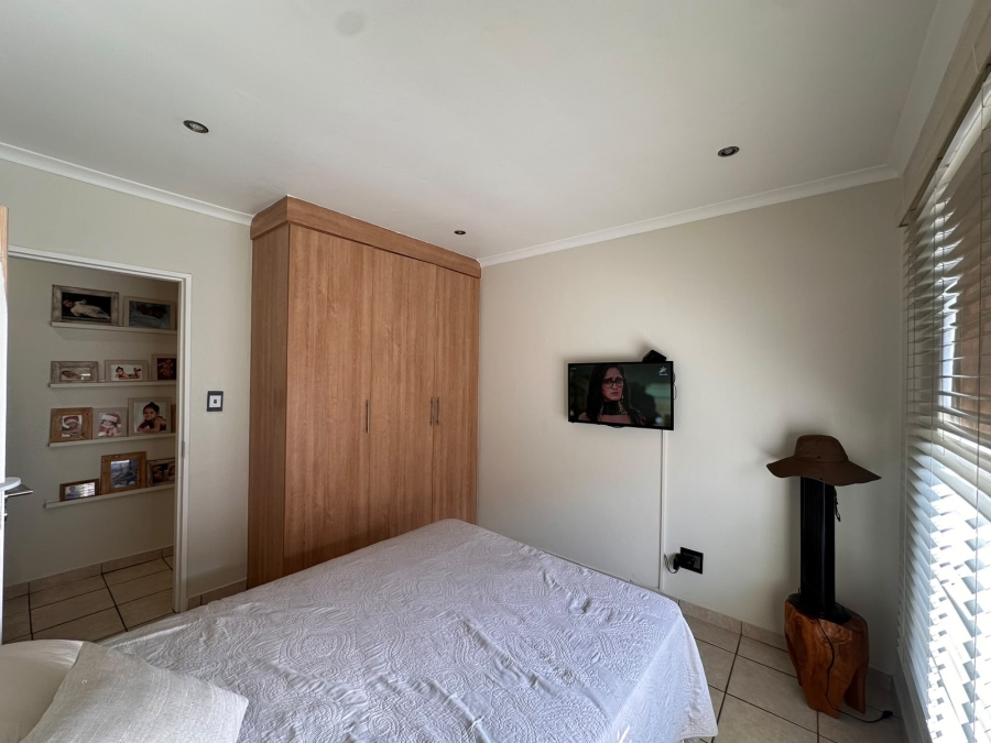 3 Bedroom Property for Sale in Thatchfield Close Gauteng