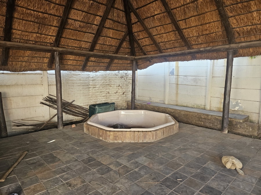 3 Bedroom Property for Sale in Wannenburghoogte Gauteng