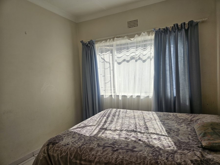 3 Bedroom Property for Sale in Wannenburghoogte Gauteng
